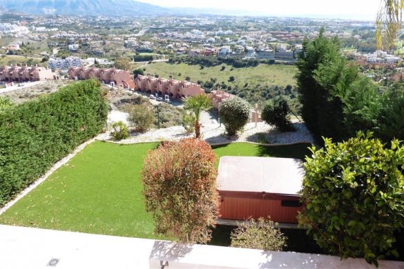 Houses in Benahavis